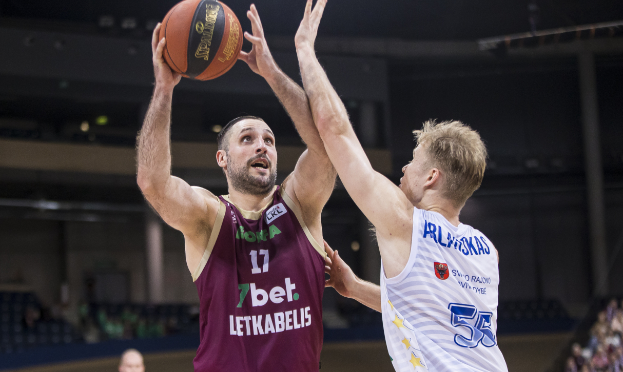 Wolves get their first win in new home, M Basket-Delamode still in search for a first victory