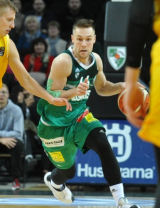 Zalgiris sign Sabeckis, send Valinskas on loan to Lietkabelis