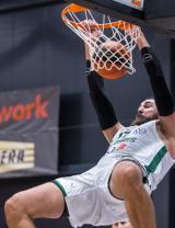 Thrilling LKL Season Opening: Žalgiris Sets Historic Record, Debutants Impress, and Dramatic Comebacks Unfold