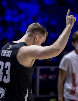 Amateur basketball player Šegžda shines in the 3-Point Contest, nears victory in the final