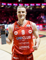 Laurynas Beliauskas Puts on a Show to Claim 2025 Betsafe Casino Three-Point Contest Title