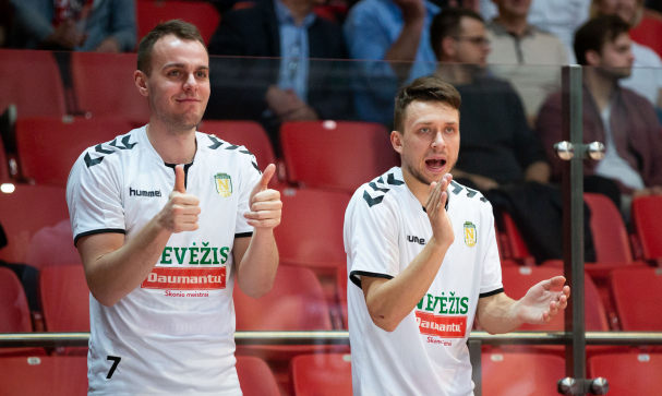 Nevezis is staying in LKL