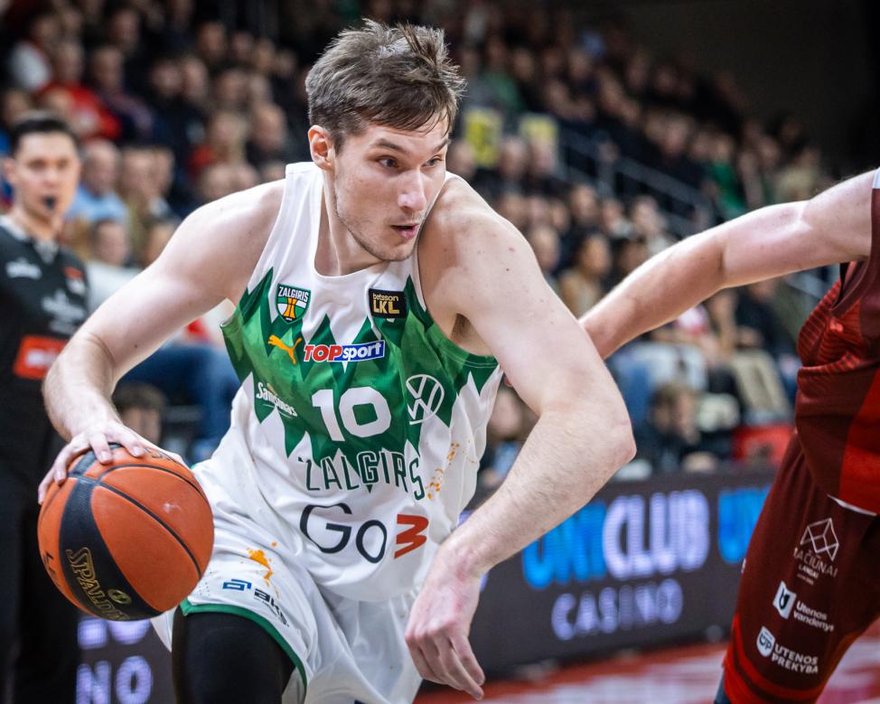 Po pertraukos atitrūkęs „Žalgiris“ laimėjo Utenoje