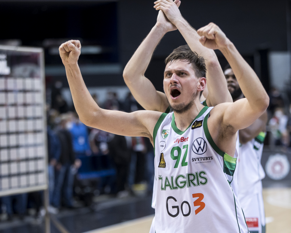 „Žalgiris“ pratęsė sutartis su E.Ulanovu ir L.Lekavičiumi