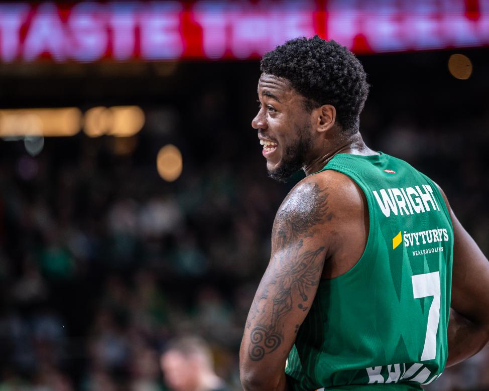 Fantastinį kėlinį sužaidęs „Žalgiris“ nepaliko šansų vilniečiams